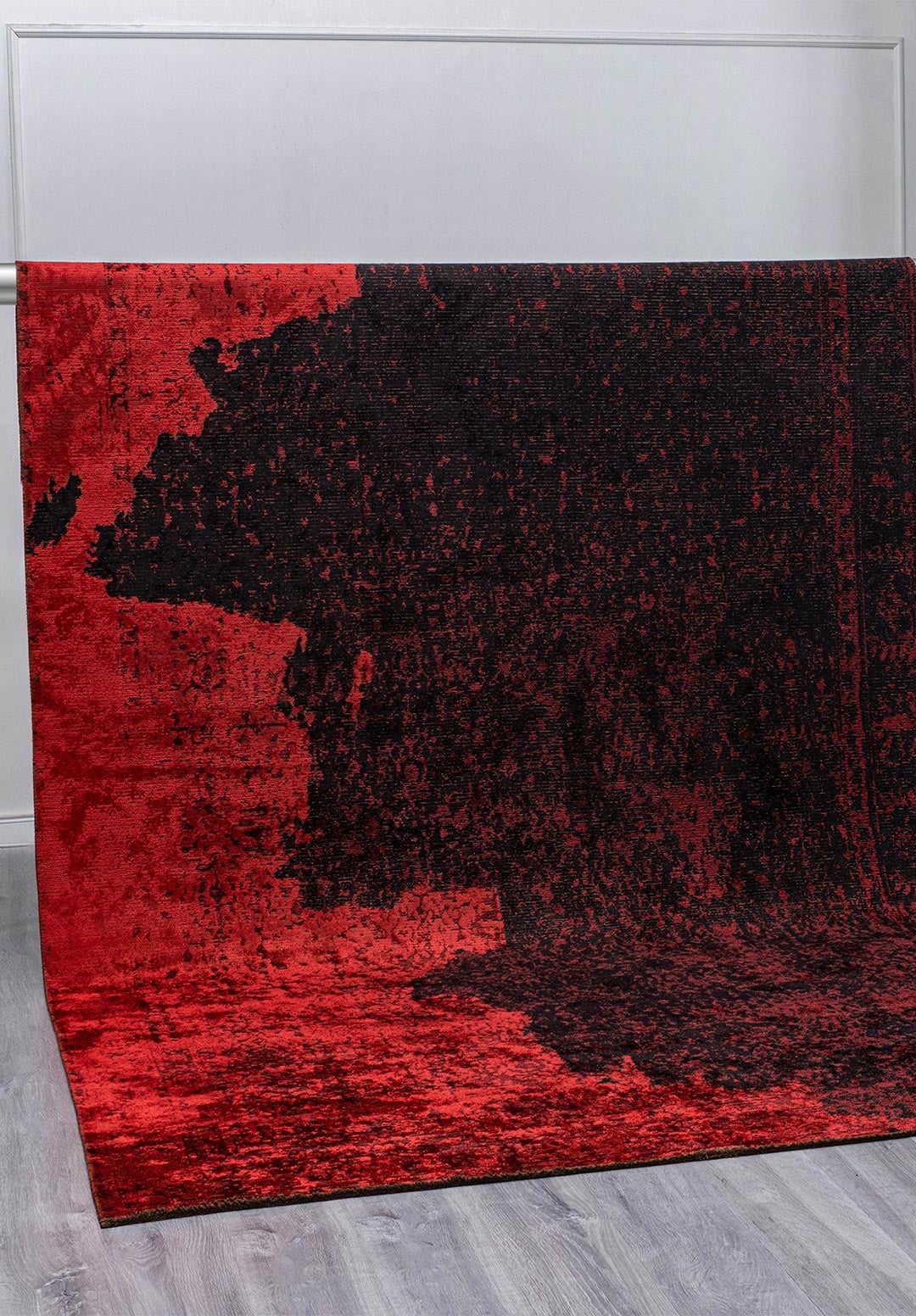 HERITAGE BLACK - RED RUG