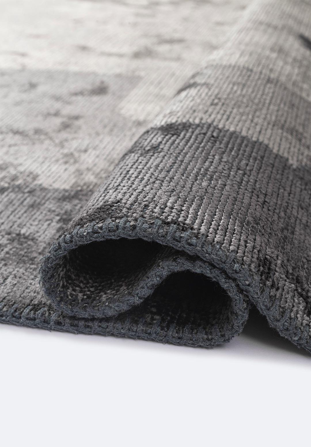 HANNOVER CREAM - CHARCOAL - DARK GREY RUG
