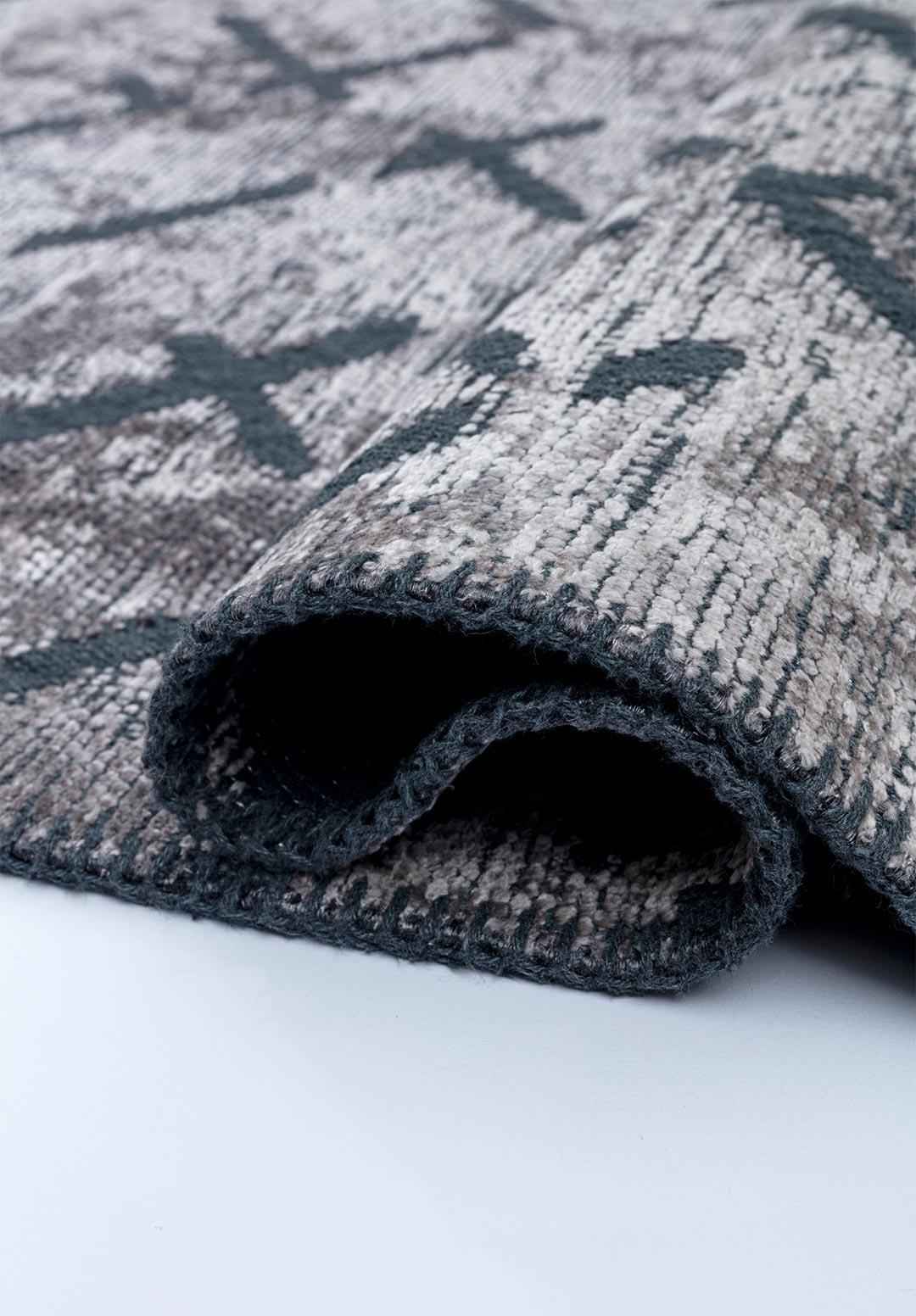 MYSTIQUE LIGHT GREY RUG