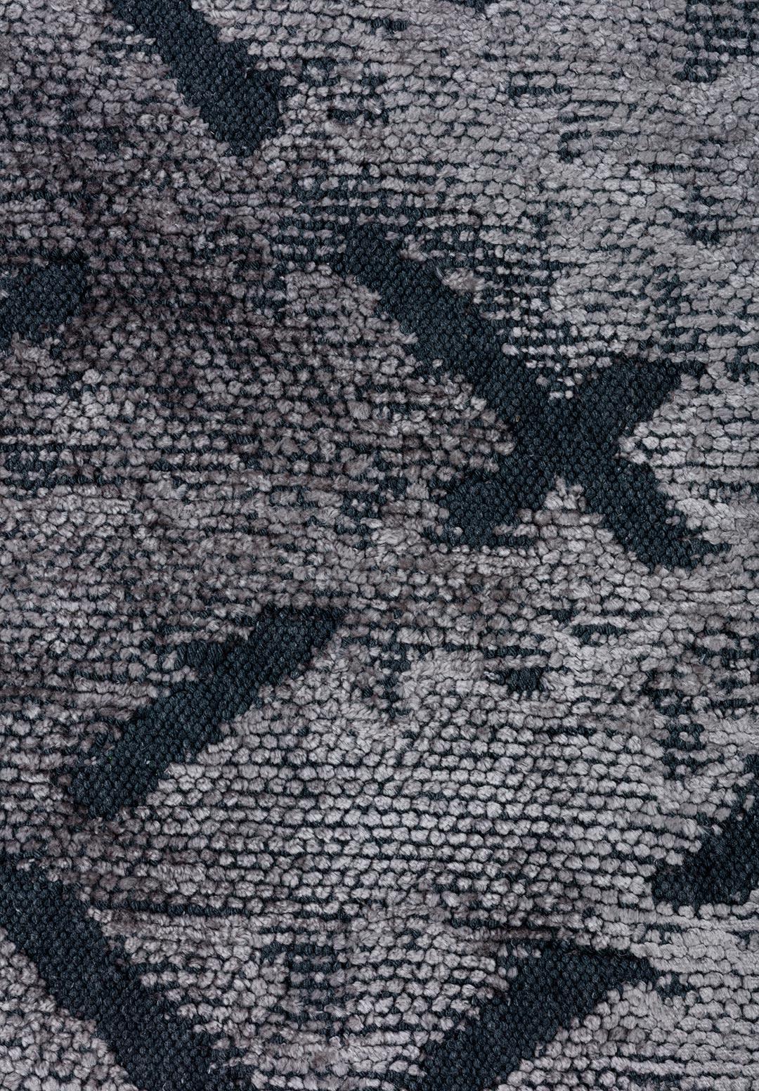 MYSTIQUE LIGHT GREY RUG