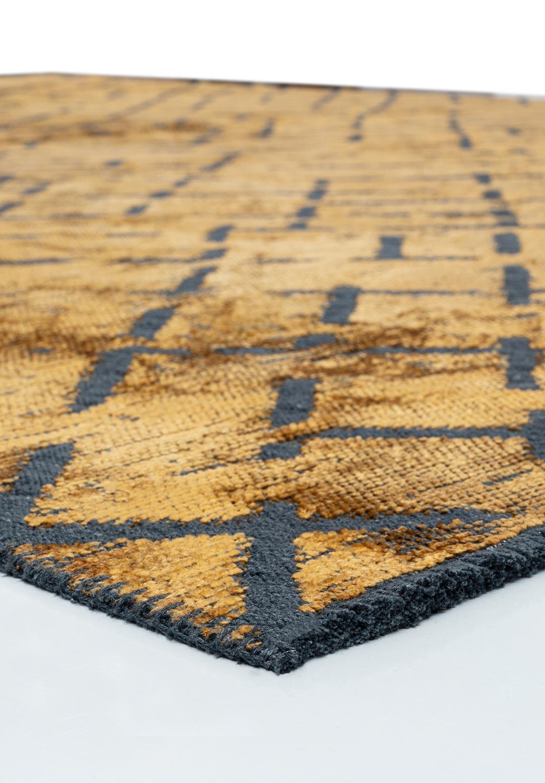 MYSTIQUE MUSTARD RUG