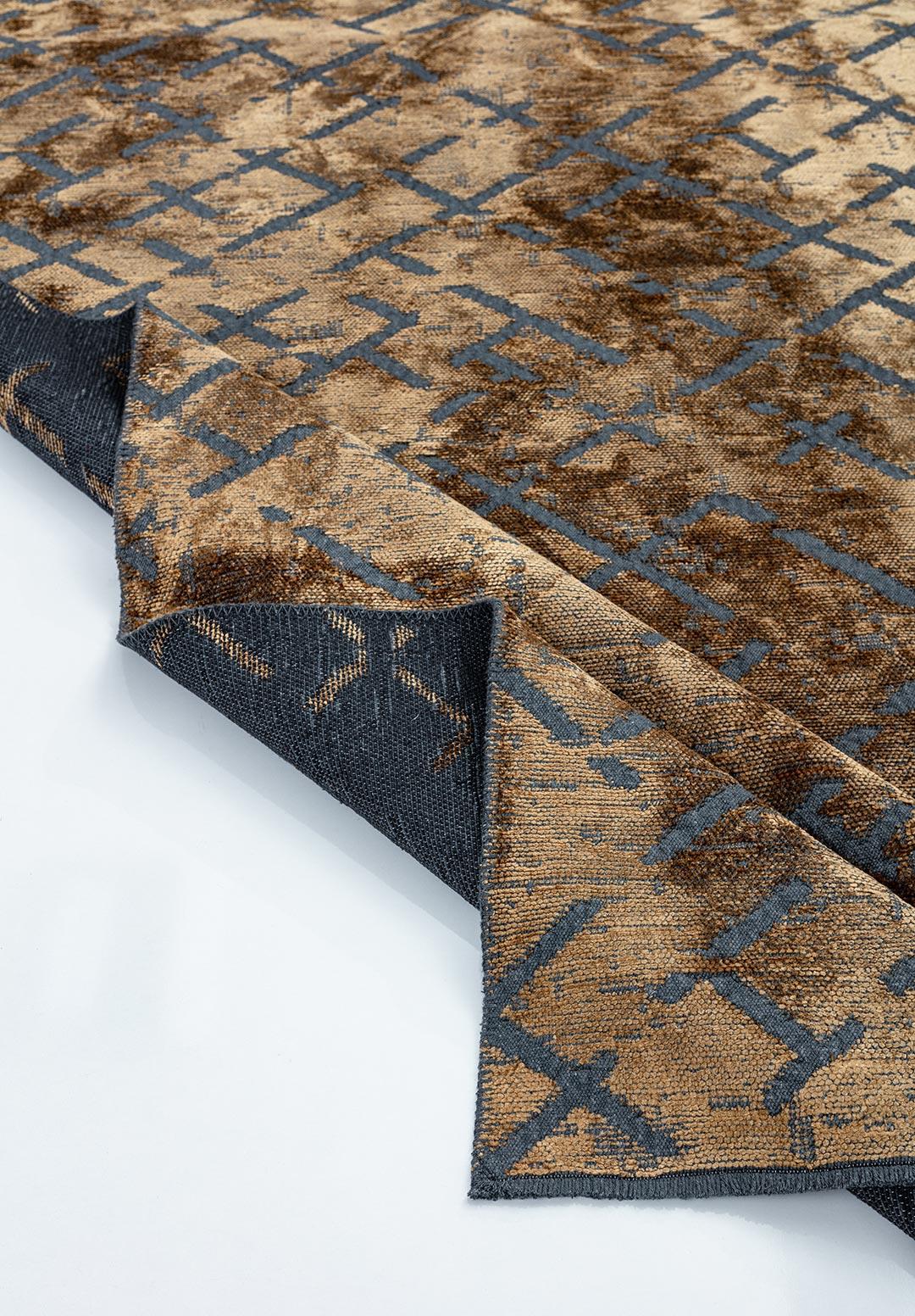 MYSTIQUE LIGHT BROWN RUG