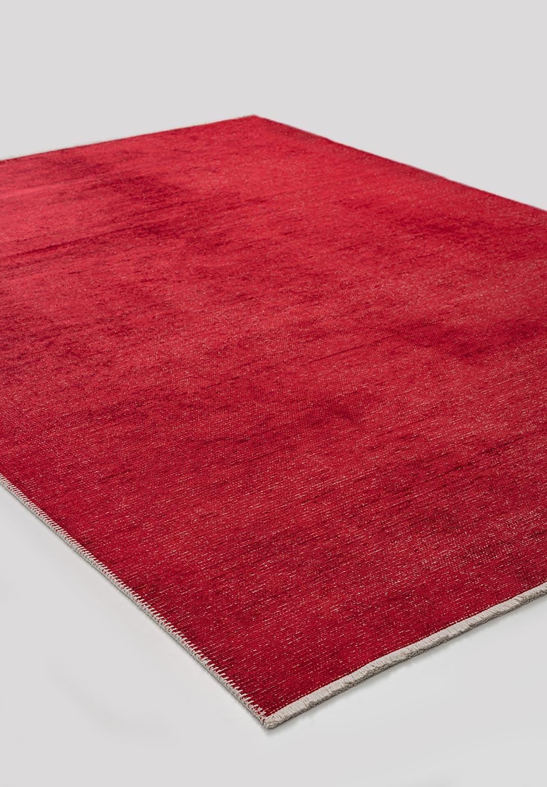 PEARL RED RUG