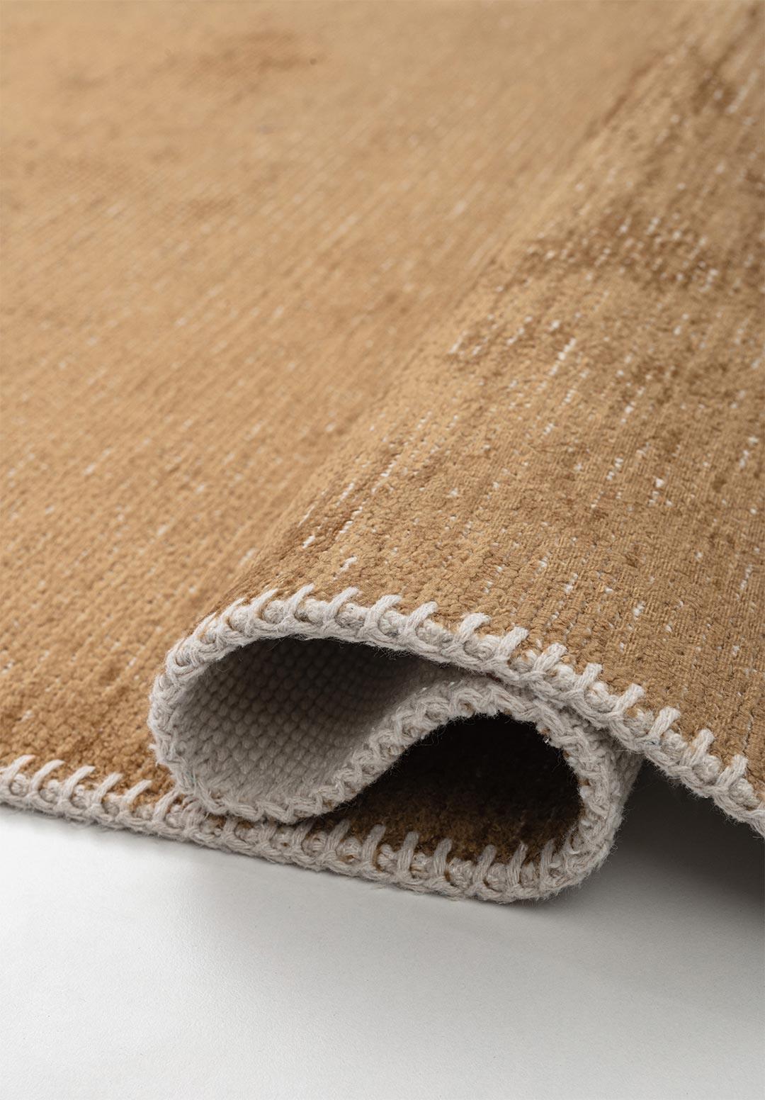 PEARL LIGHT BROWN RUG