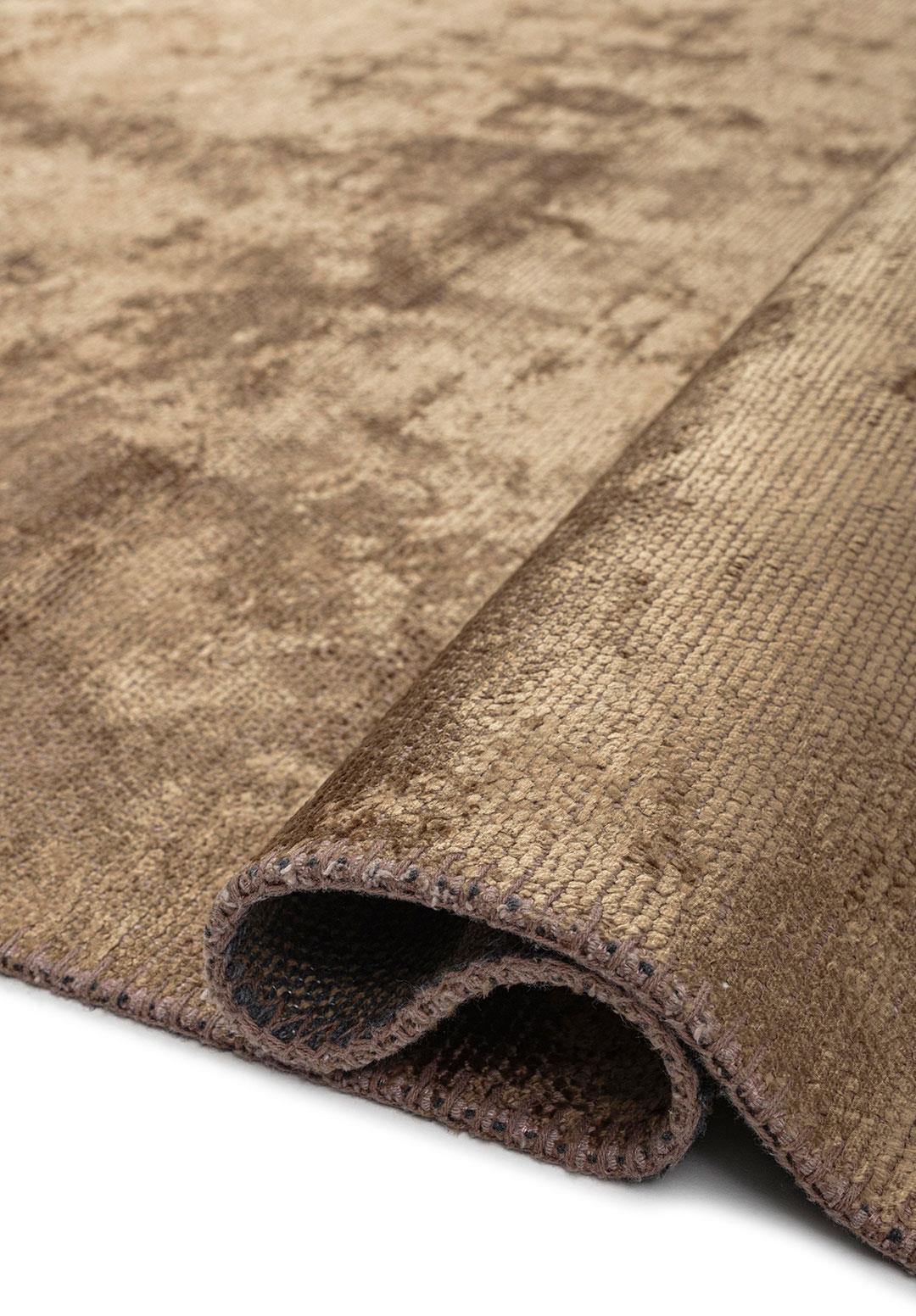 PLAIN MINK (M) RUG