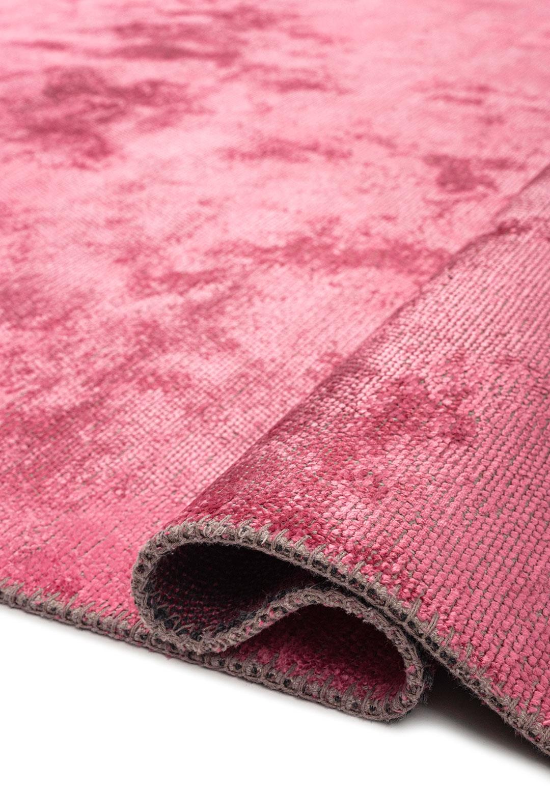 PLAIN PINK (M) RUG