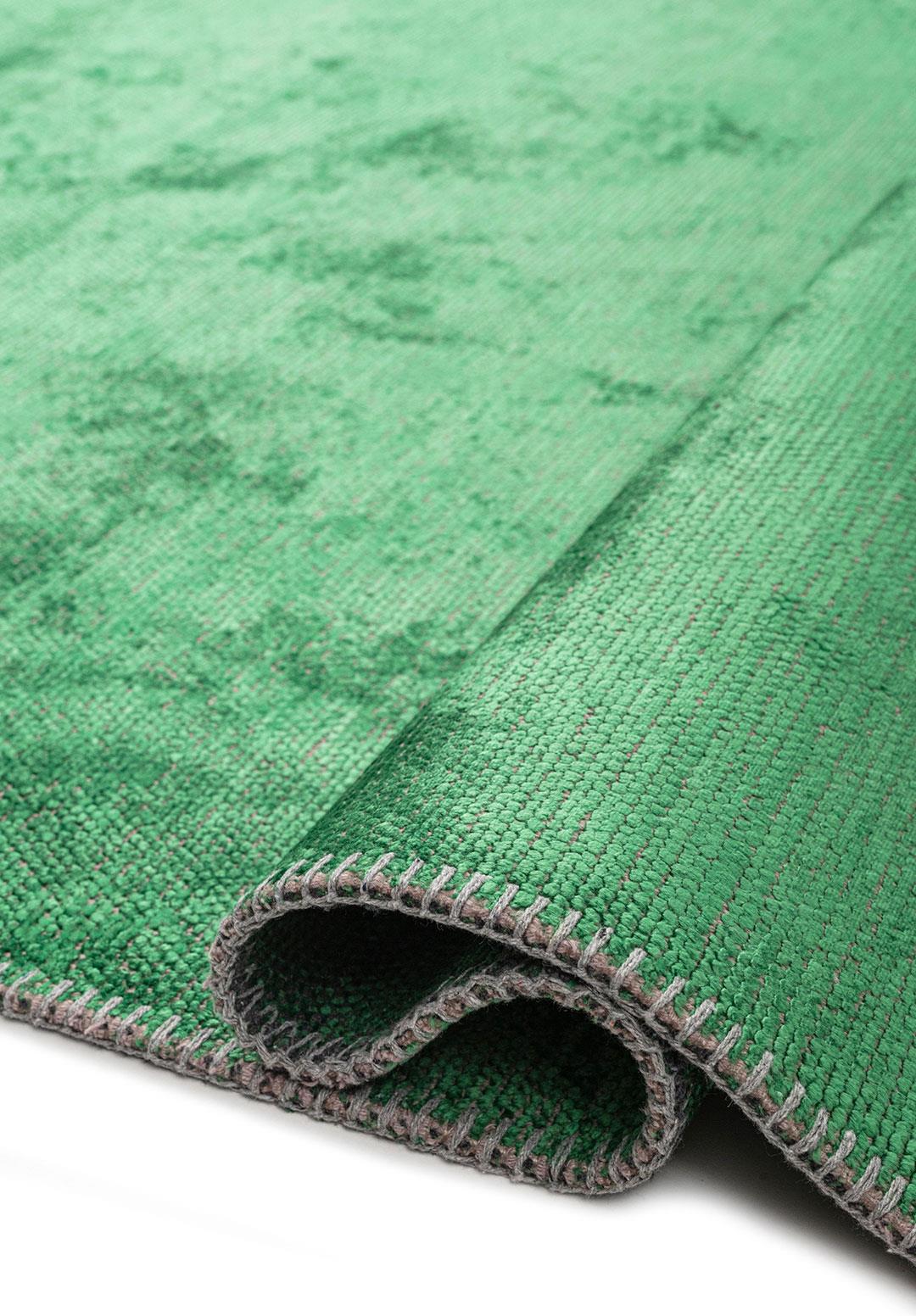 PLAIN GRASS GREEN (M) RUG