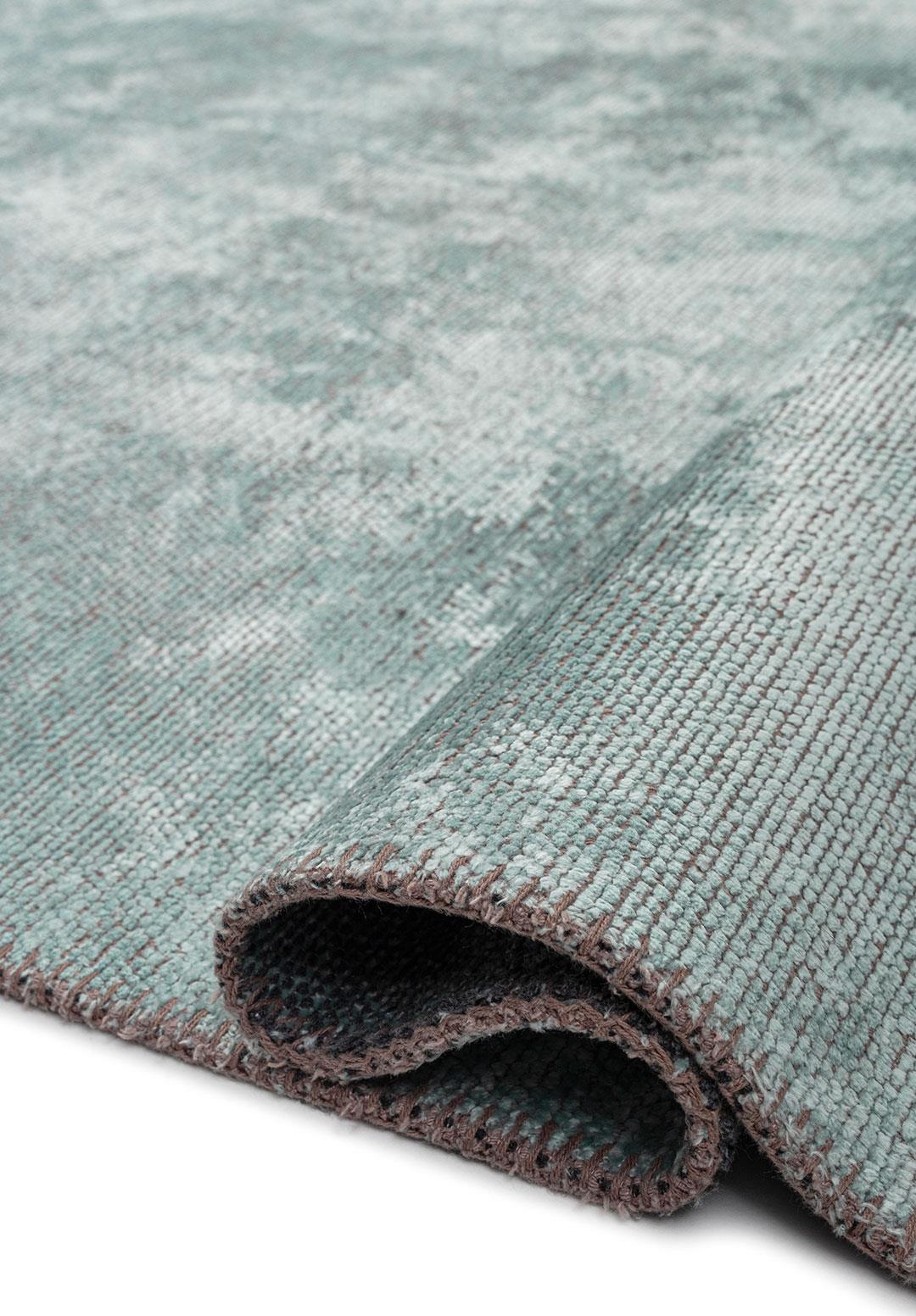 PLAIN ICE BLUE (M) RUG