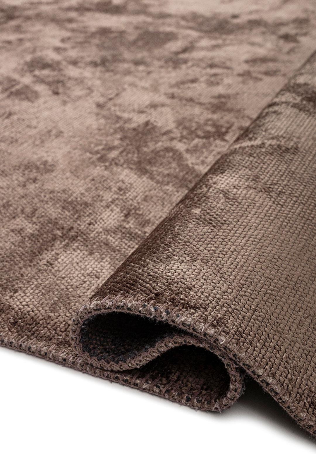 PLAIN DARK MINK (M) RUG