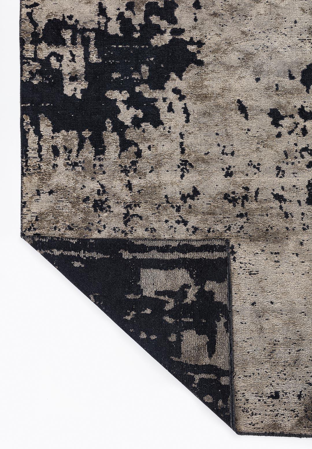 VERONA MATTE BLACK - BEIGE RUG