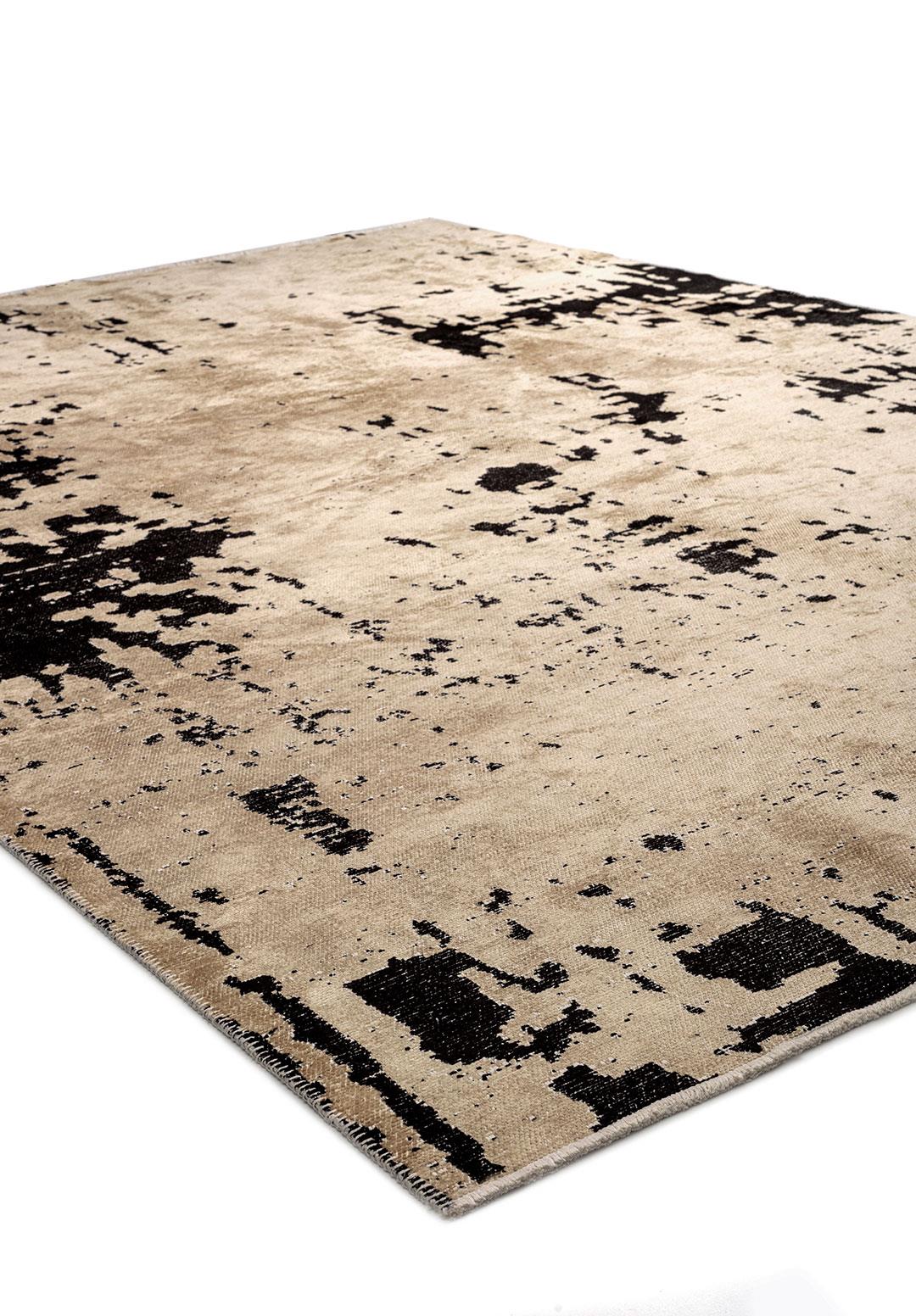VERONA BLACK - BEIGE RUG