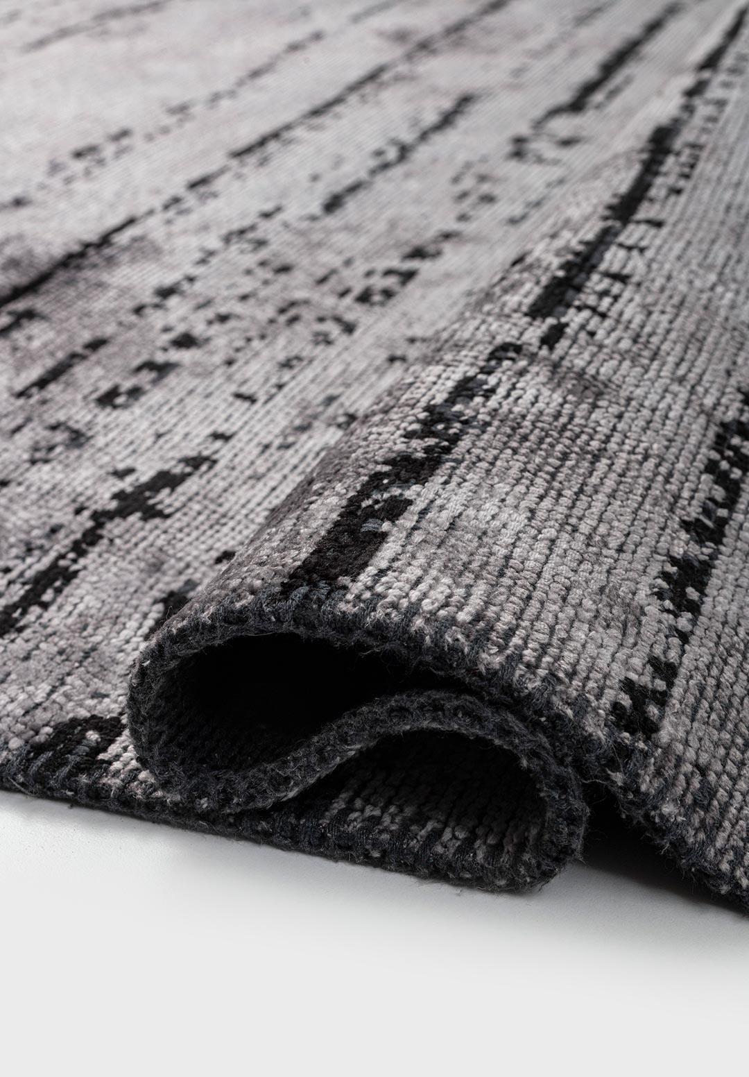 COMO LIGHT GREY - BLACK RUG