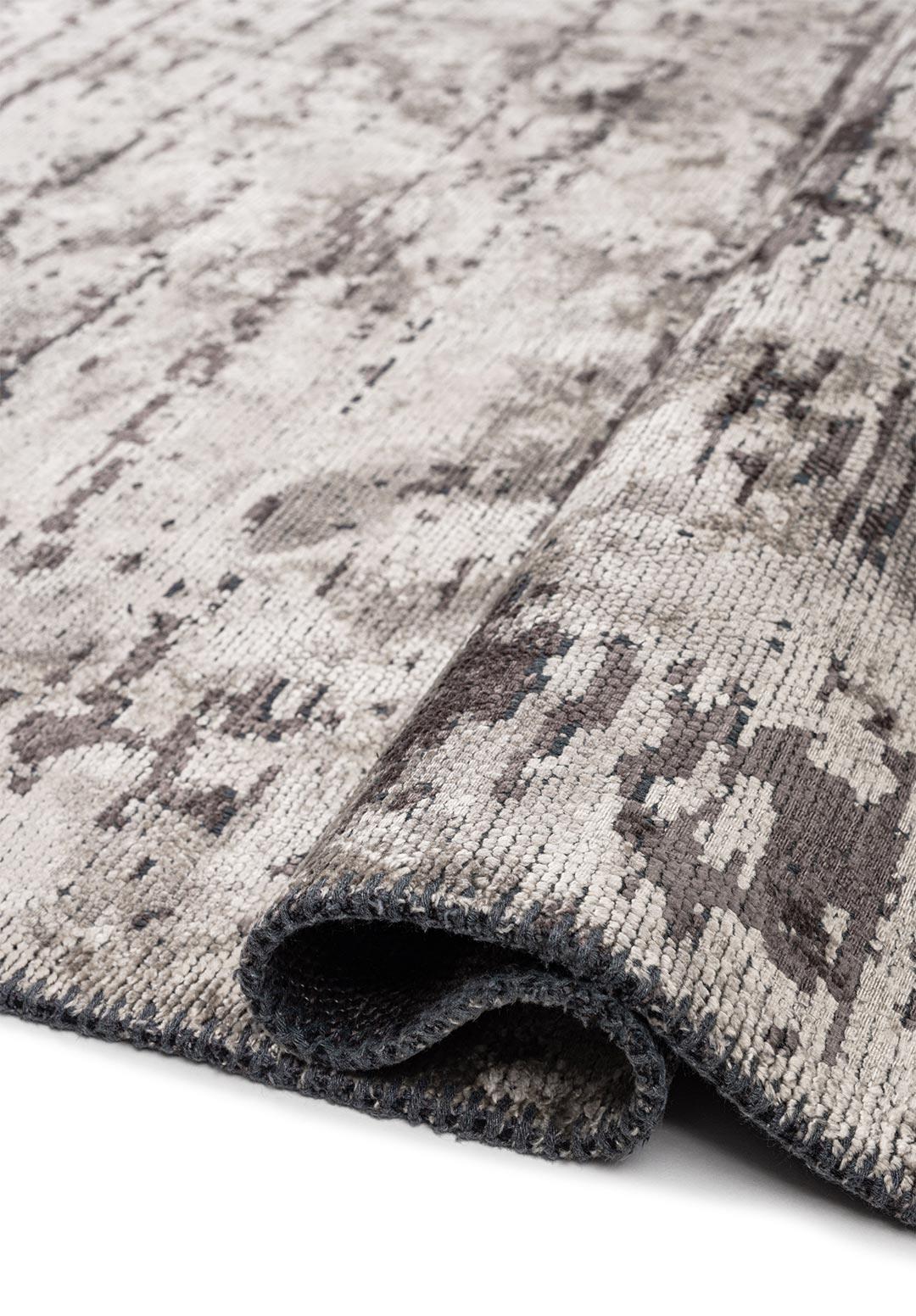 WIND DARK MINK - CREAM RUG