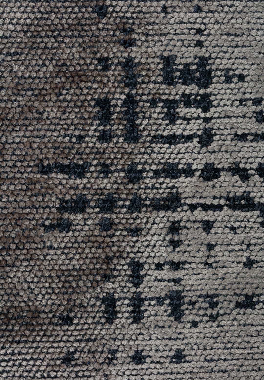 SPACE BEIGE - MATTE BLACK RUG