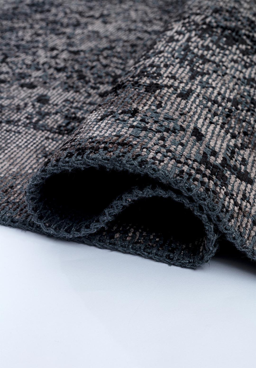 HERITAGE DARK GREY - BLACK RUG