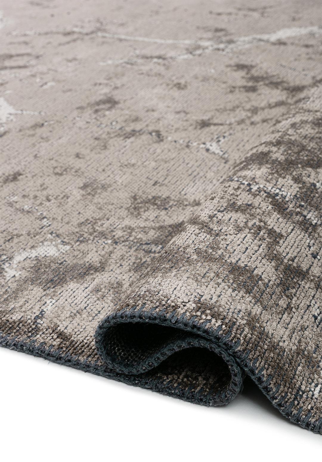 FRACTURE CREAM - NOUGAT RUG