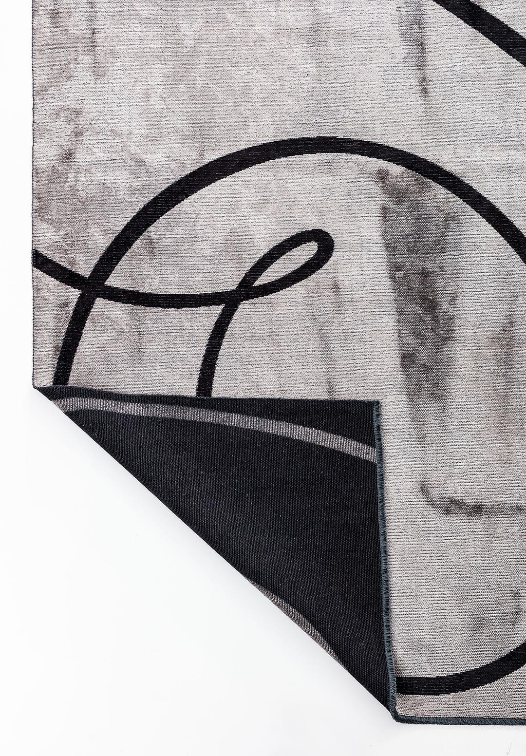 SIGNATURE BLACK - LIGHT GREY RUG