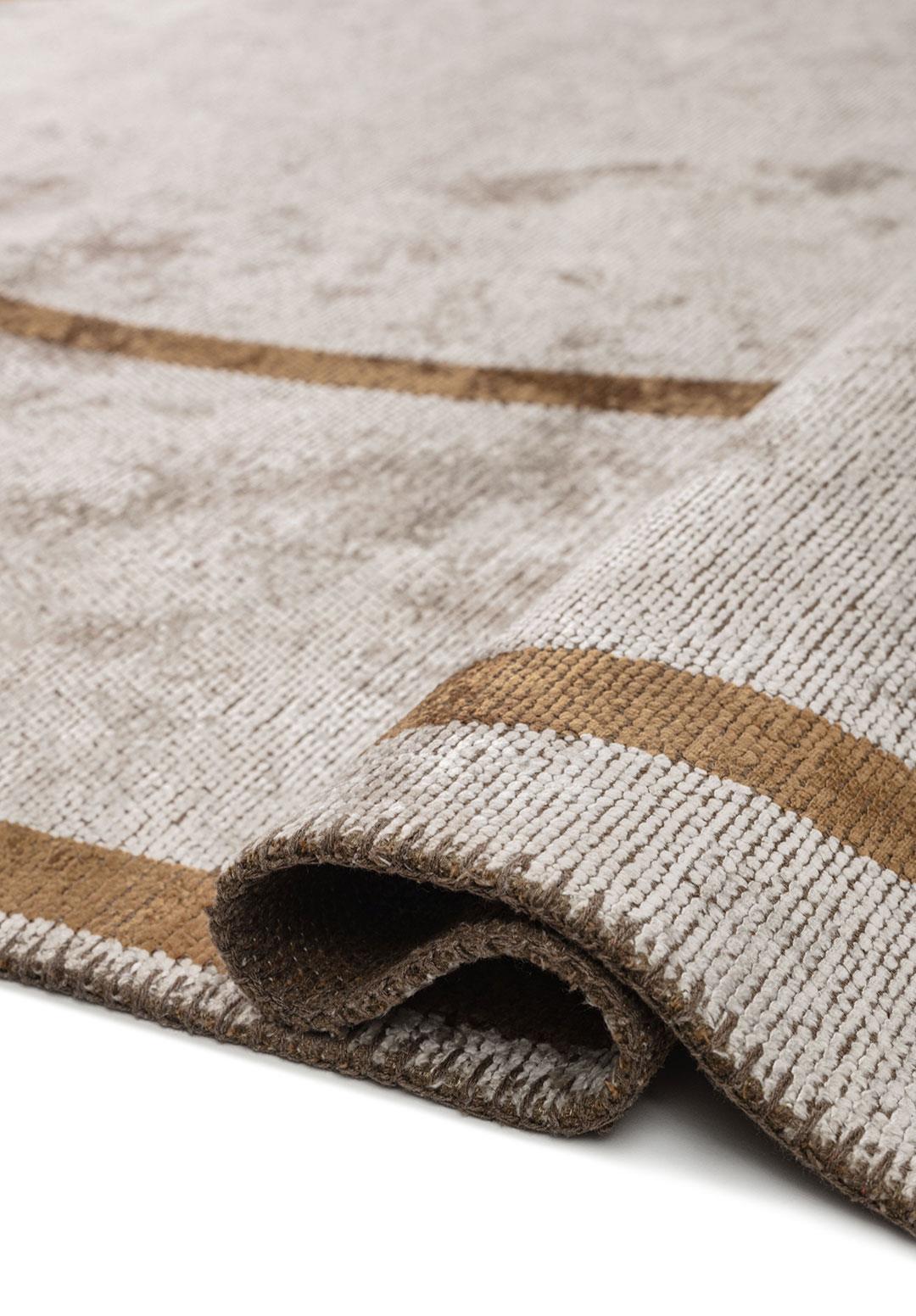 SIGNATURE CACAO - BONE RUG