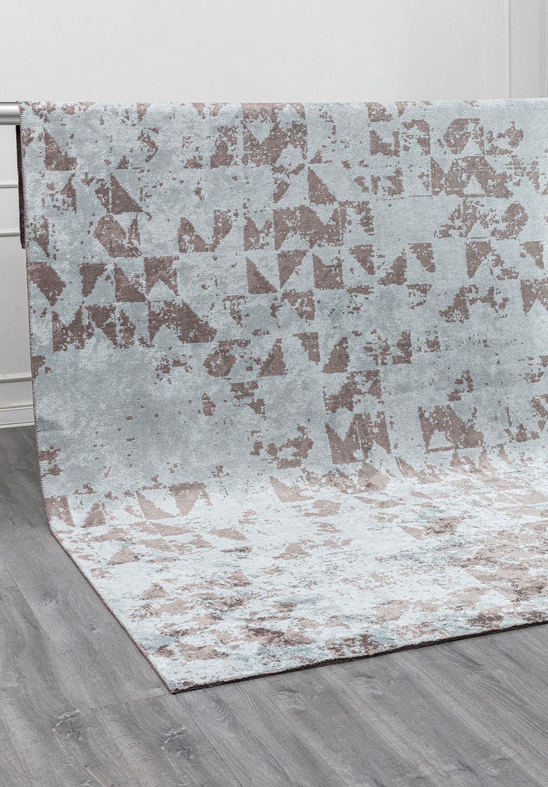 TRIANGLE ICE BLUE - DARK GREY RUG