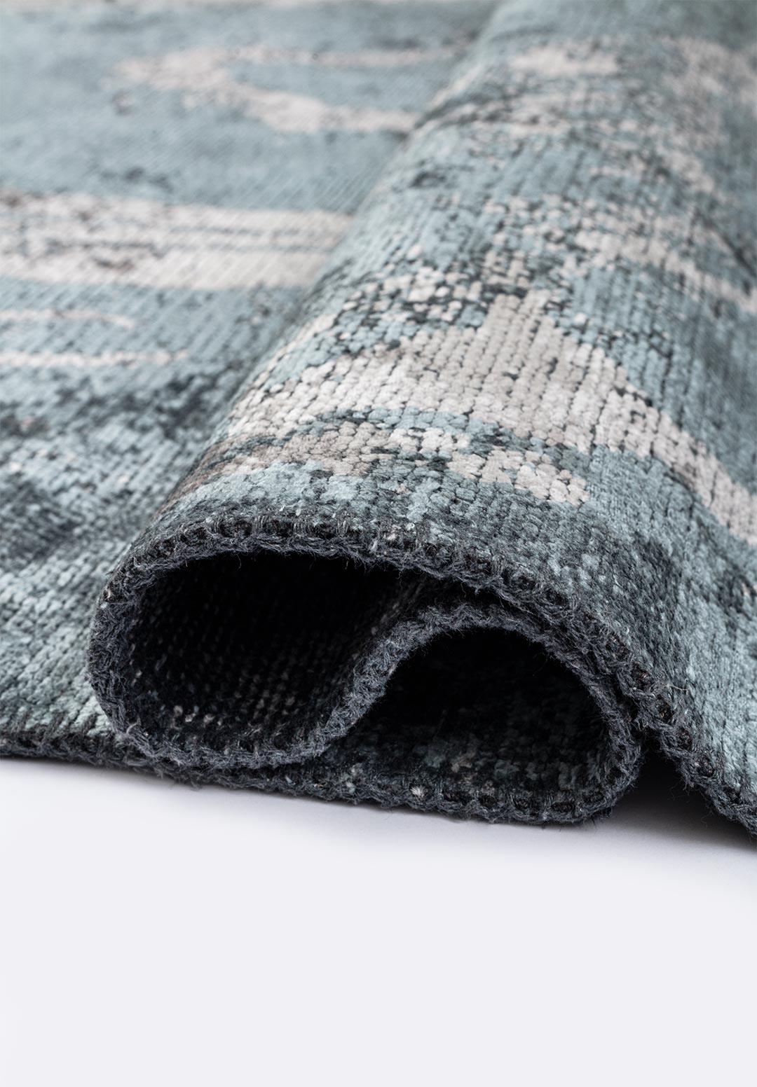 SMOKE LIGHT GREY - BLUE RUG