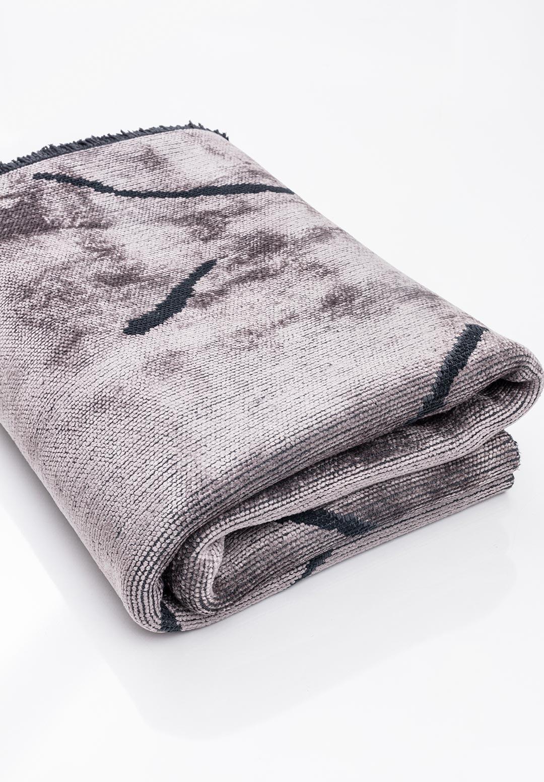 WAVE MATTE BLACK - LIGHT GREY RUG