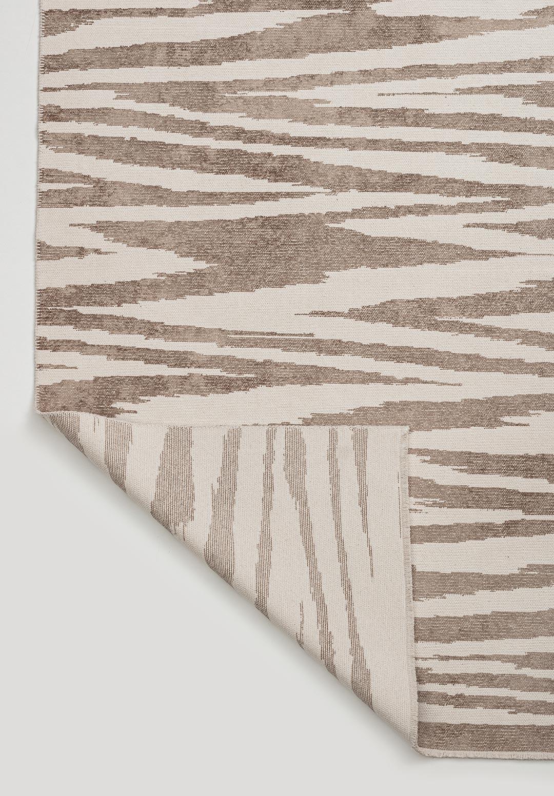 ZEBRA NOUGAT - ECRU RUG