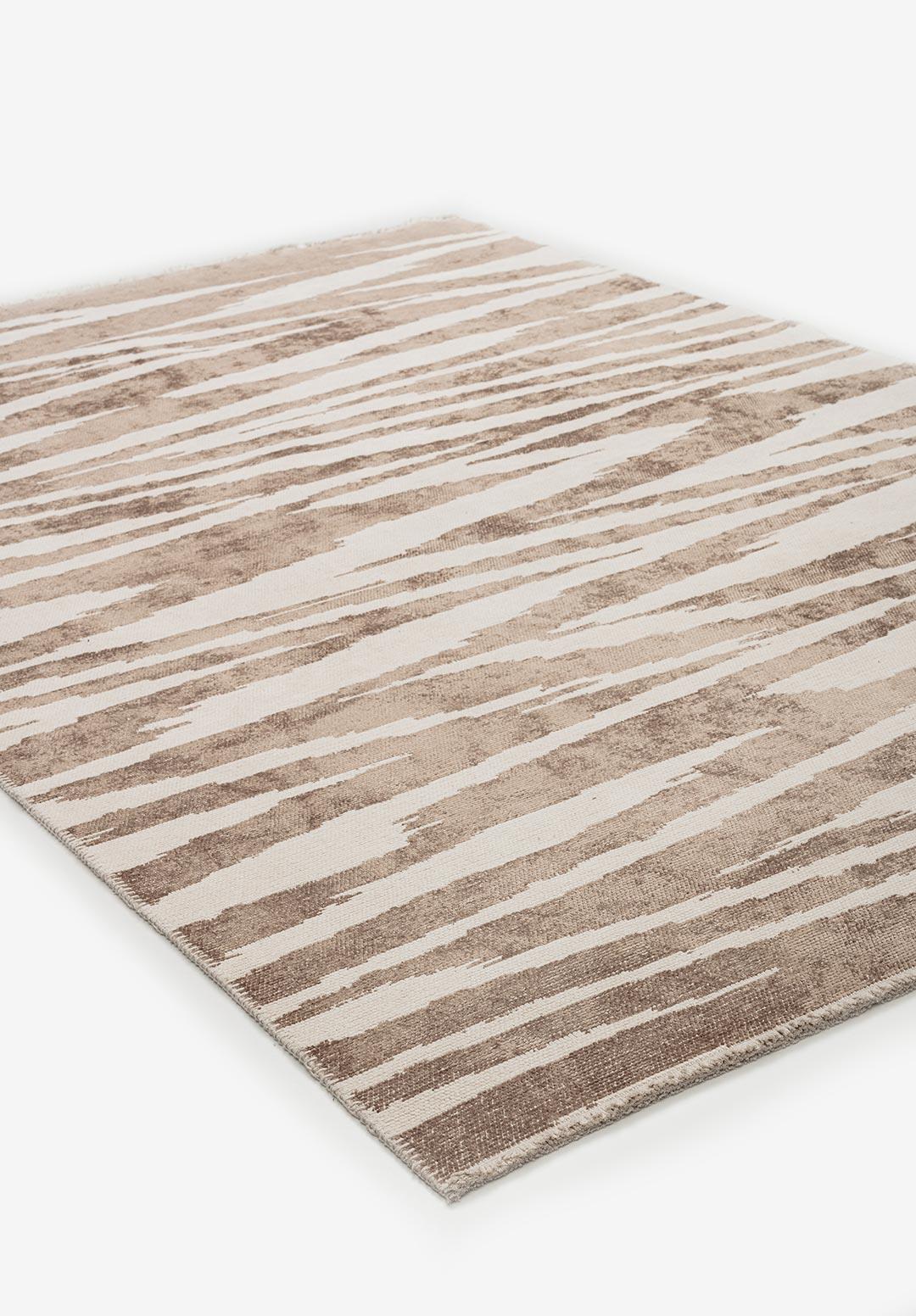 ZEBRA NOUGAT - ECRU RUG