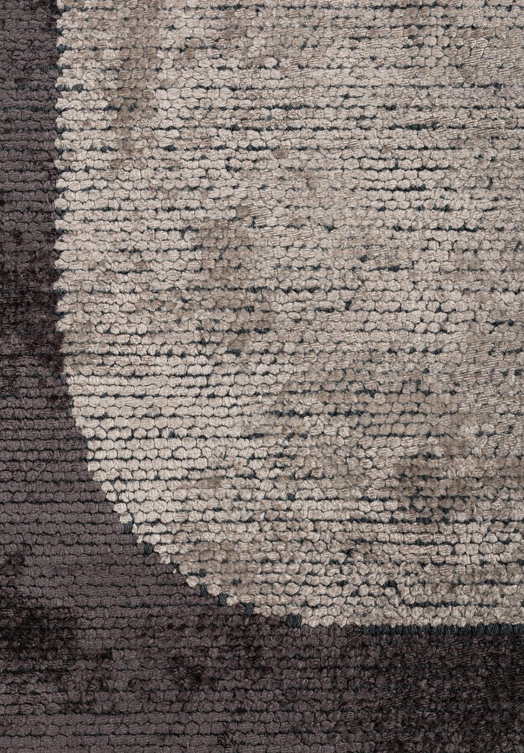 SPOT CHARCOAL - CREAM RUG