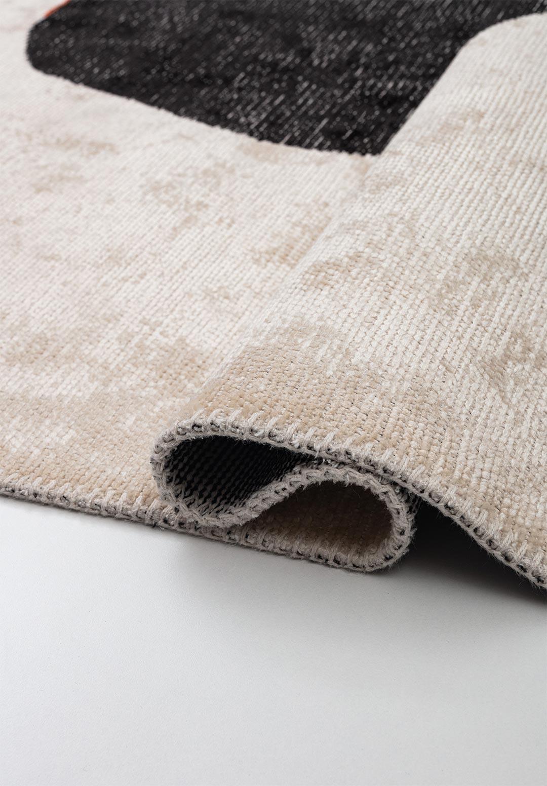 ROCK BLACK - RUST - ECRU RUG
