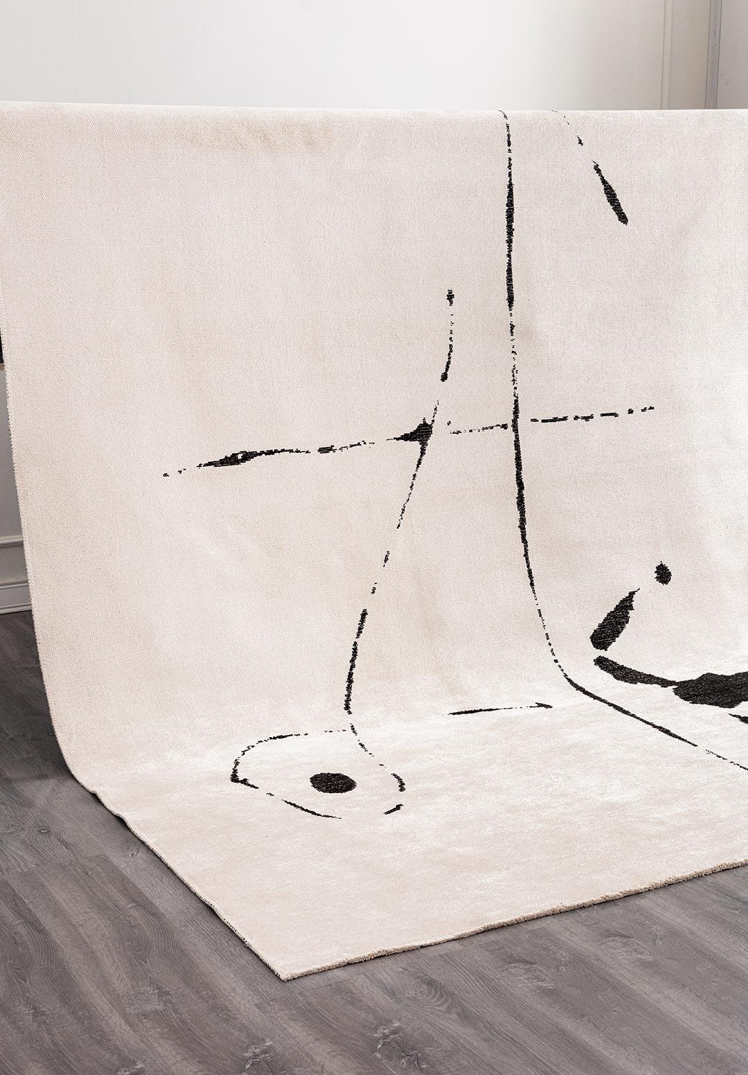 CLAY BLACK - ECRU RUG