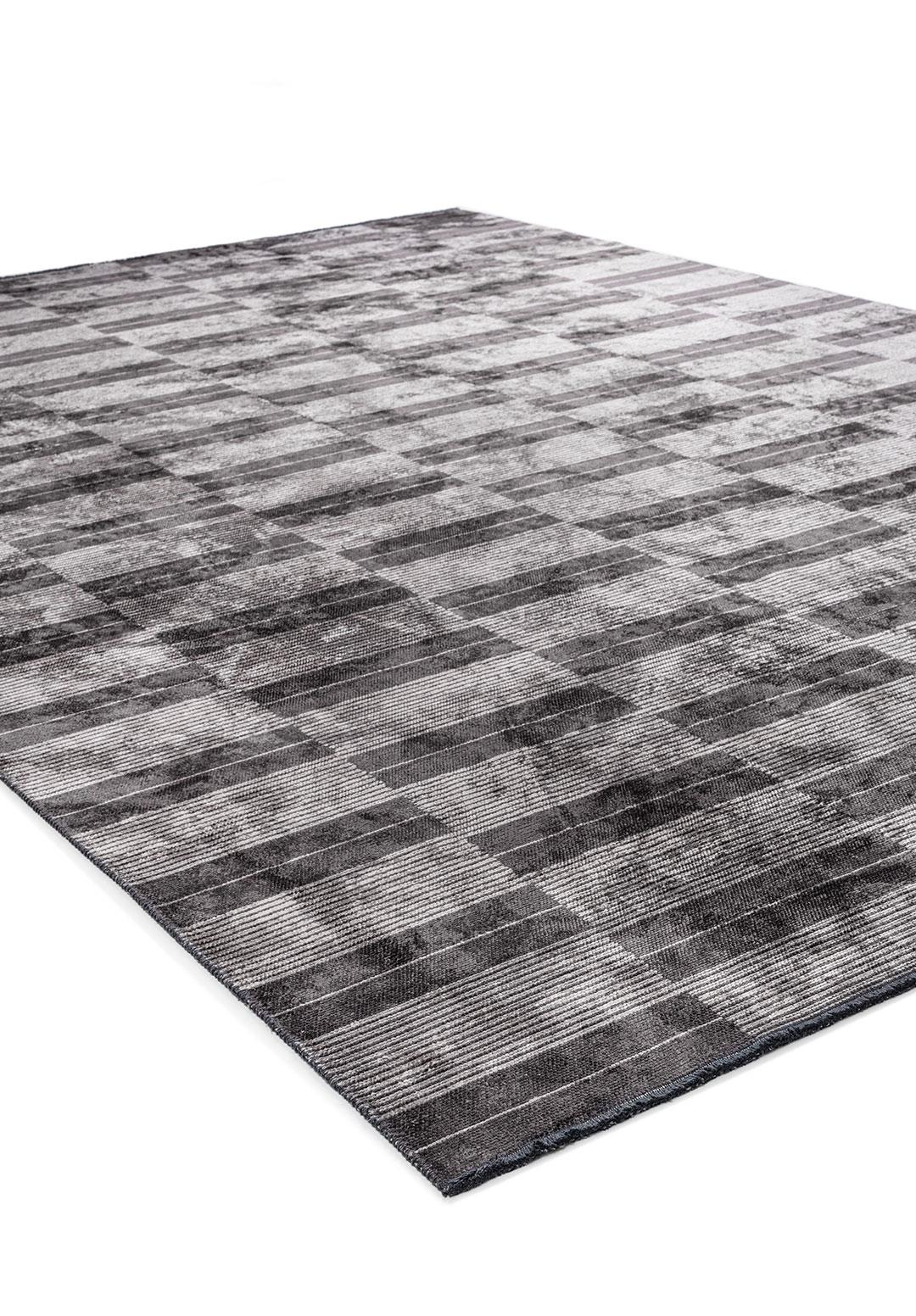 GLITCH CHARCOAL - GREY RUG