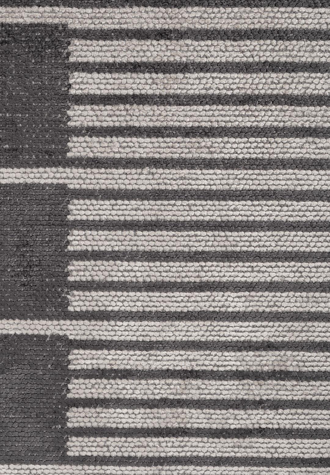 CONTRAST LIGHT CREAM - CHARCOAL RUG