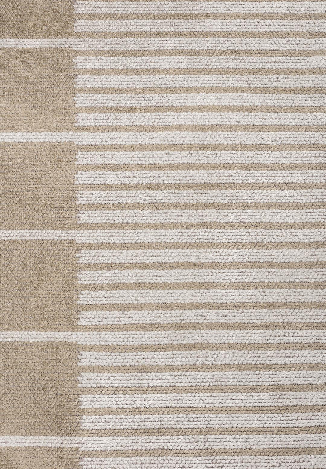 CONTRAST NOUGAT - BONE RUG