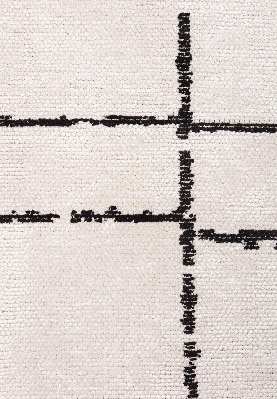 TRAIL BLACK - ECRU RUG