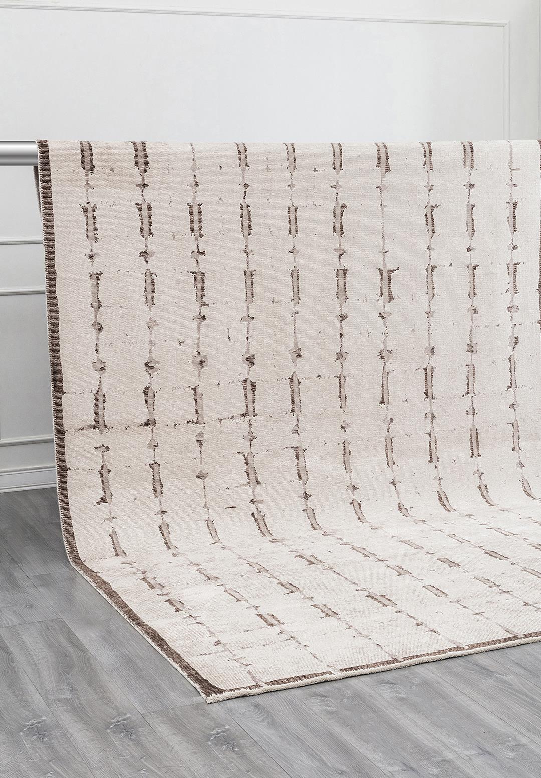 MAYA DARK BROWN - NOUGAT - STONE RUG