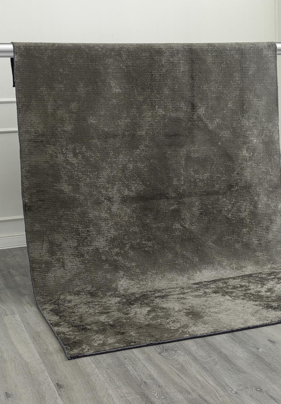 TRINITY ANTHRACITE RUG