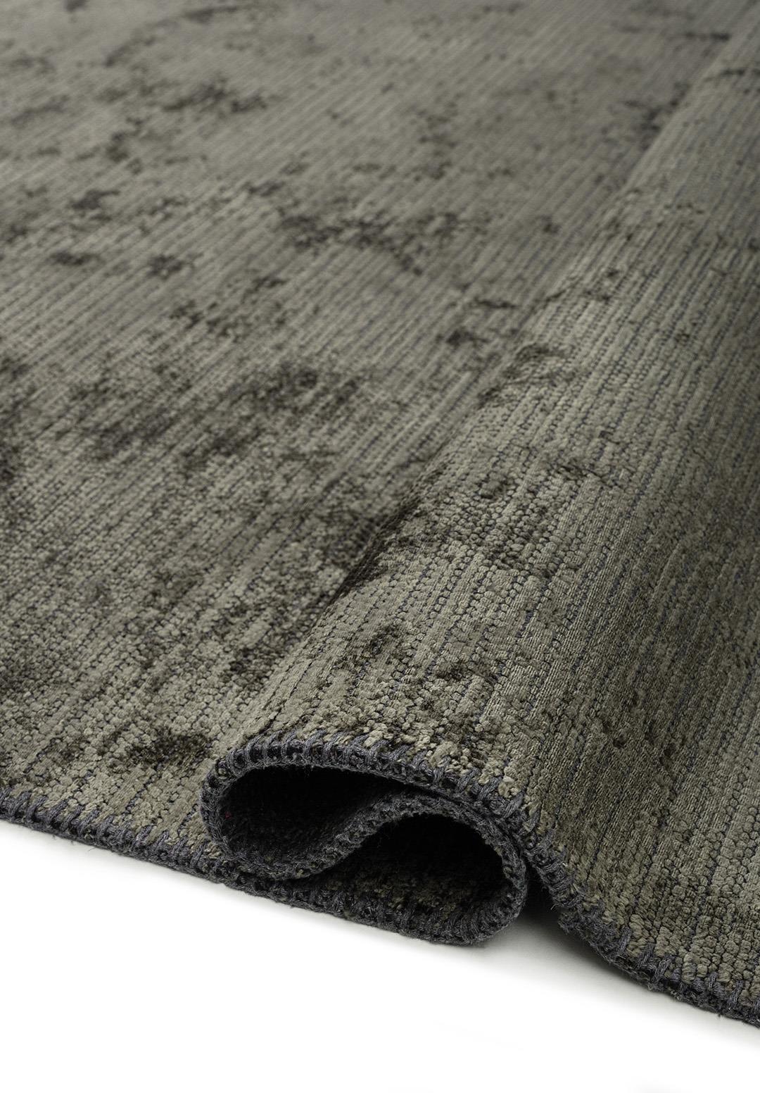 TRINITY ANTHRACITE RUG