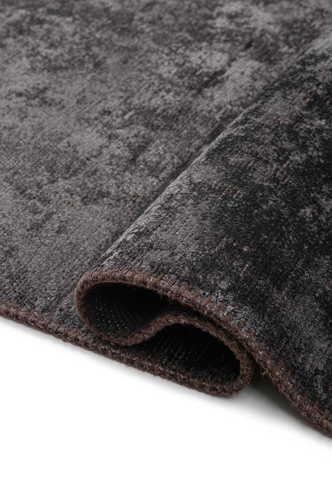 SURFACE CHARCOAL RUG