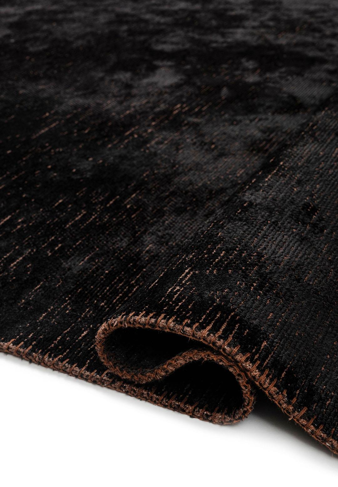 SURFACE BLACK RUG