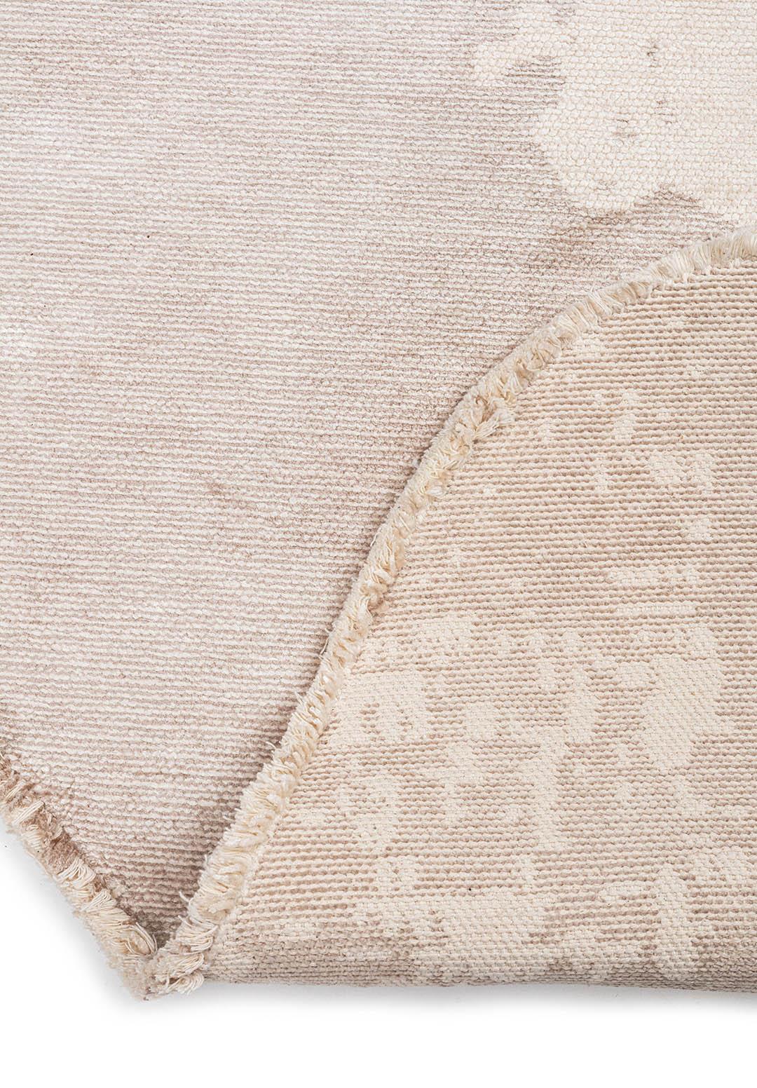 LUSH STONE - ECRU RUG