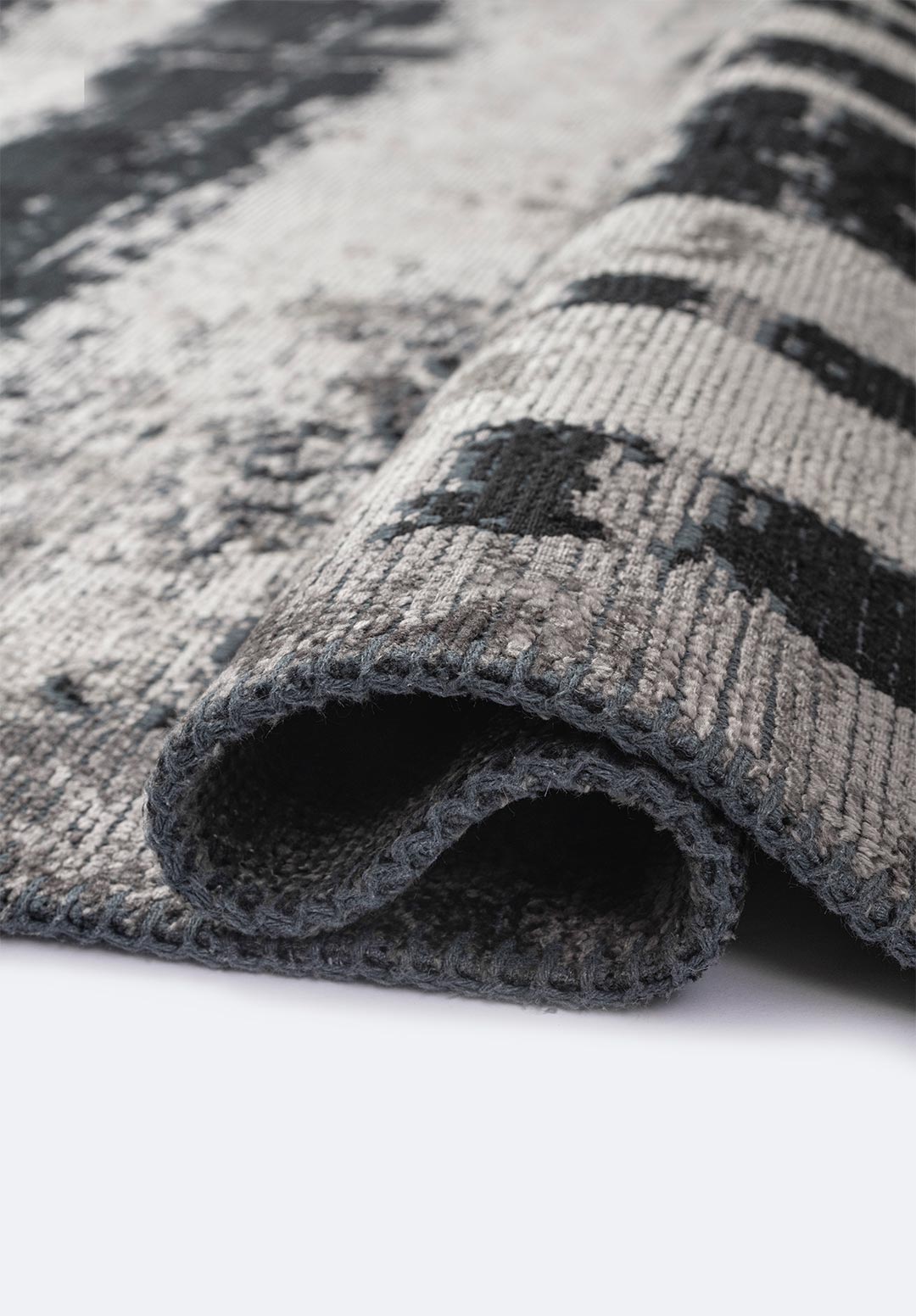 CAMBRIDGE BLACK - DARK GREY - CREAM RUG