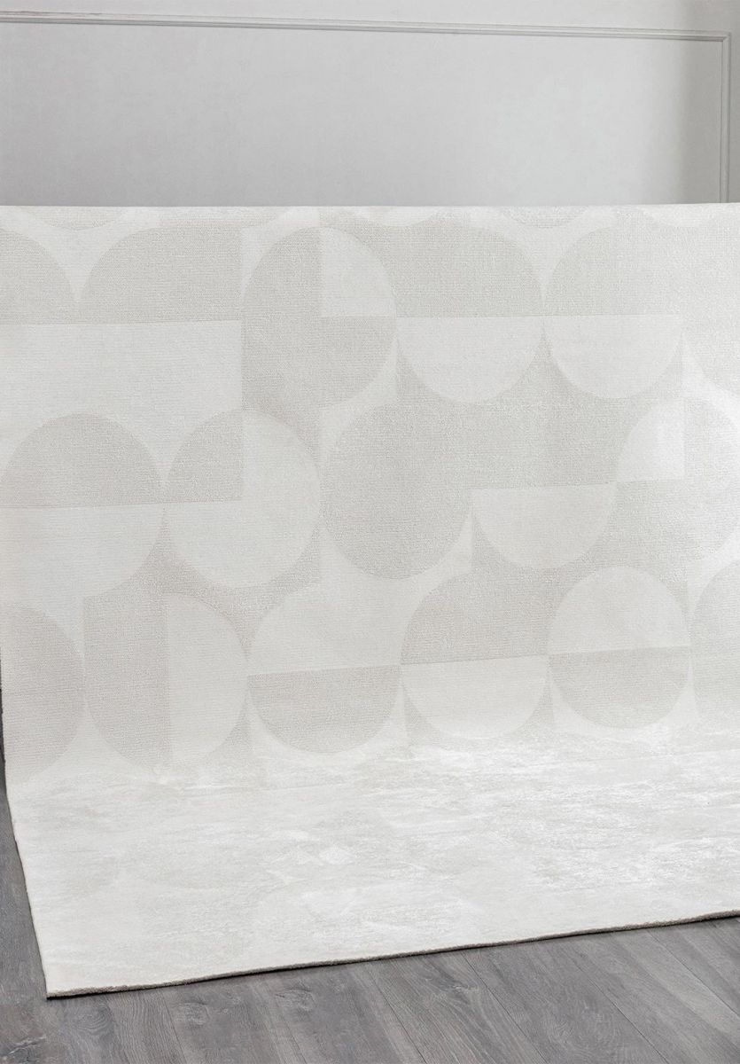 CIRCLE WHITE RUG