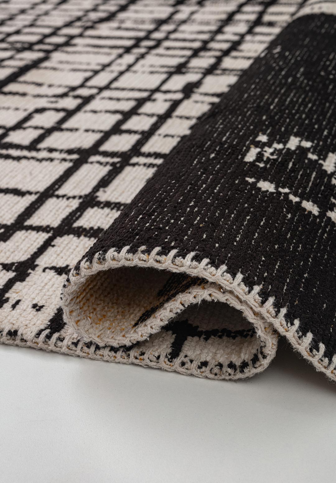 EDINBURGH Чёрный - Золотой - Экрю Ковер