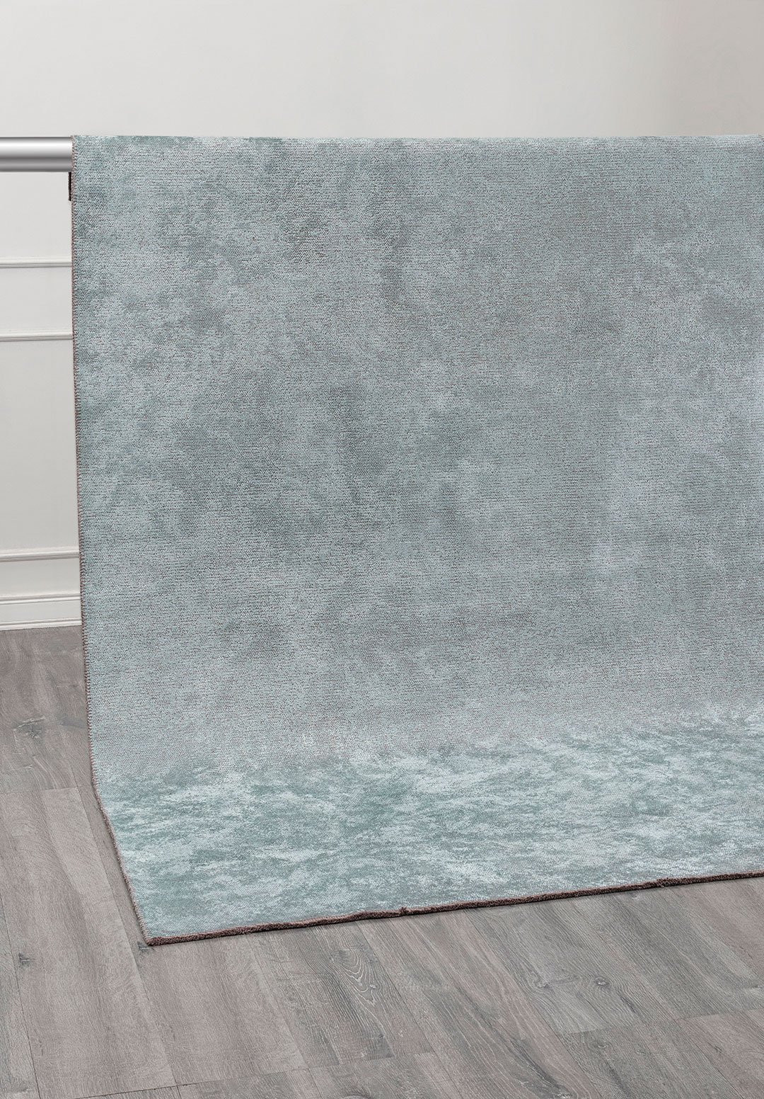 PLAIN ICE BLUE (M) RUG