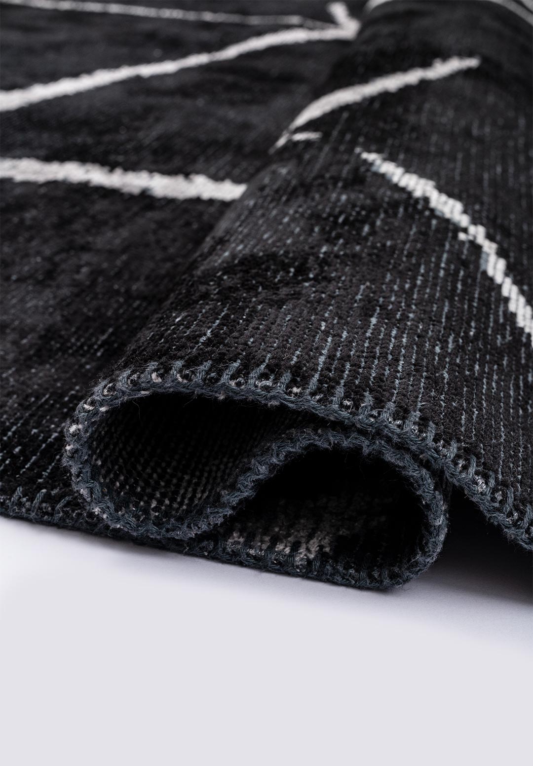 PALERMO LIGHT GREY - BLACK RUG