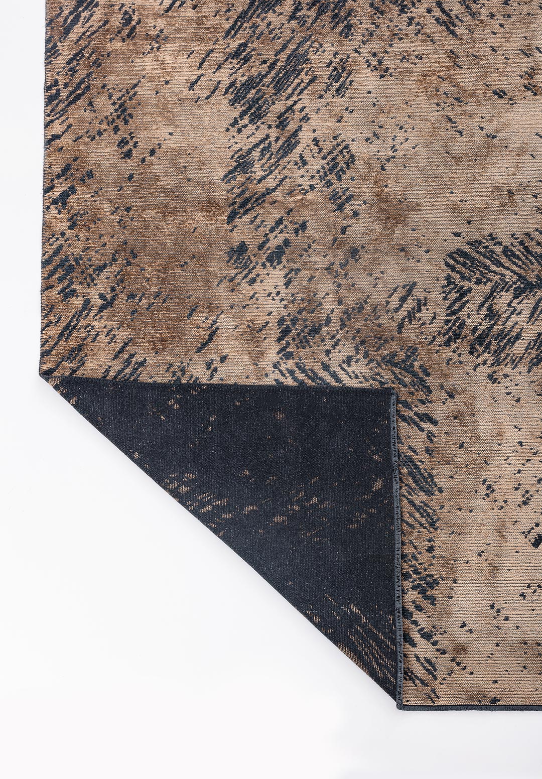 RUSTIC DARK BEIGE - MATTE BLACK RUG
