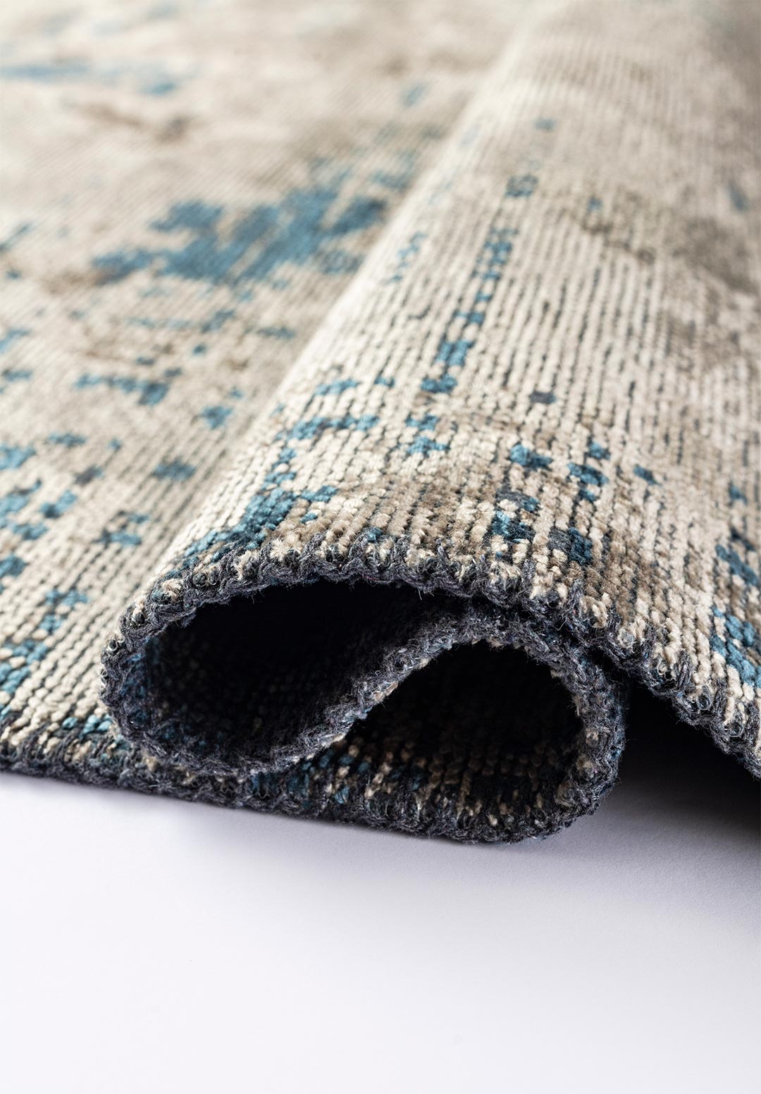 SPACE BEIGE - PETROL RUG