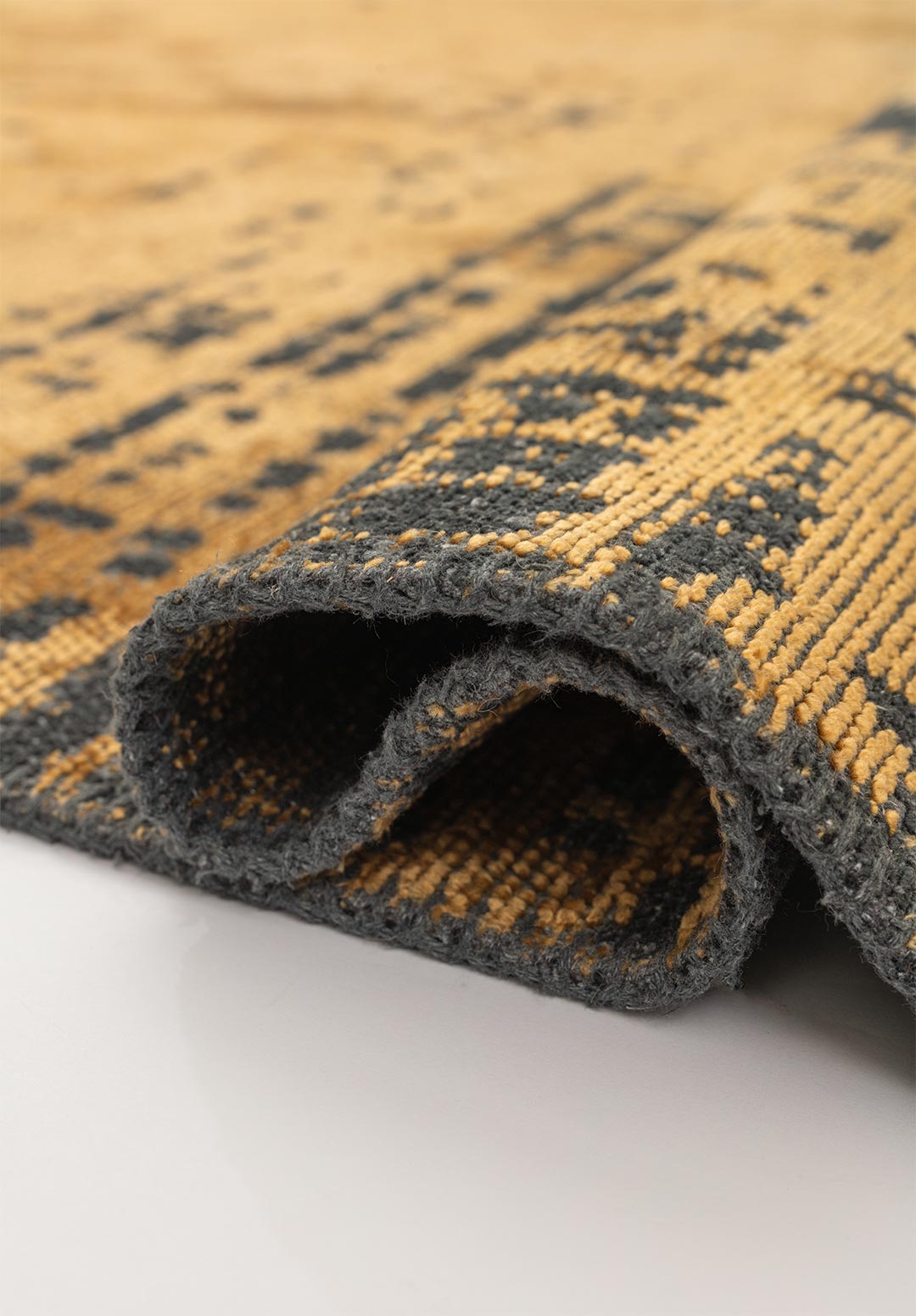 SPACE Горчичный - MATTE Чёрный Ковер