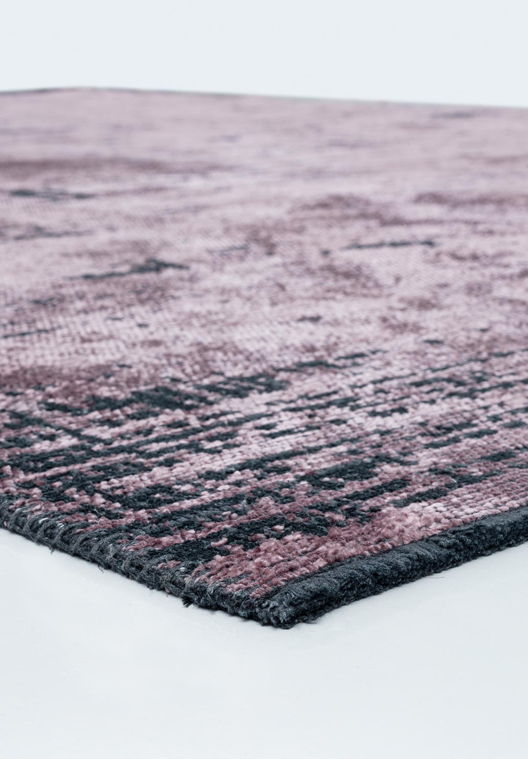 SPACE DAMSON - MATTE BLACK RUG