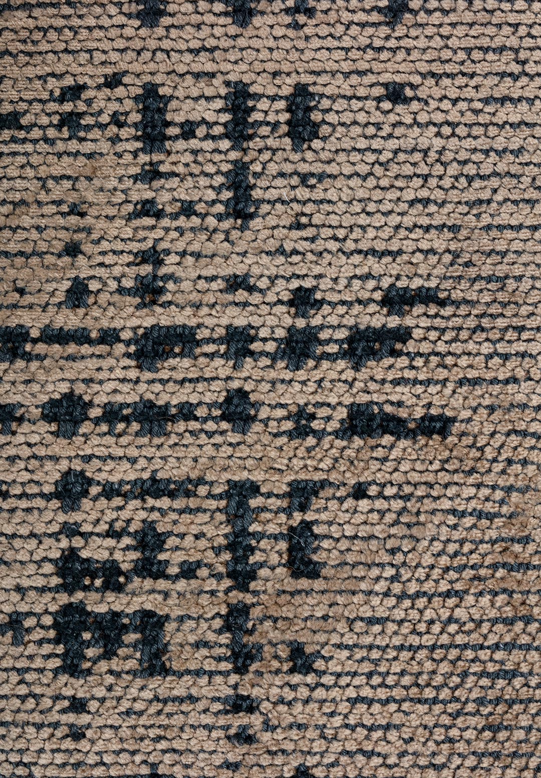 SPACE DARK BEIGE - MATTE BLACK RUG